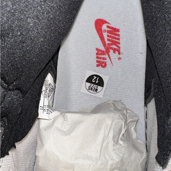 Air Jordan 1 lost and found - Picture 5 of 7